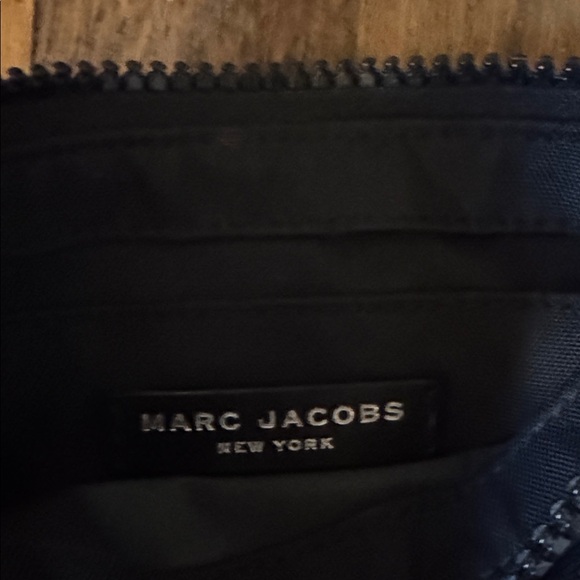 🖤 Marc Jacobs black nylon/leather trim crossbody bag. - Picture 7 of 8